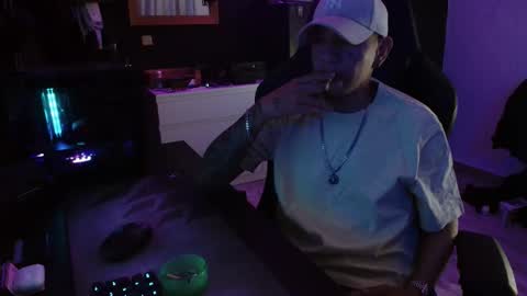 Guayaco  online show from 11/01/25, 01:40