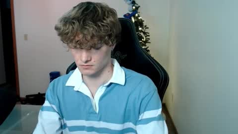 gucciboi4 online show from 01/06/26, 10:45