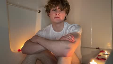 gucciboi4 online show from 02/07/26, 10:02