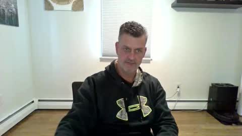 gudguy2025 online show from 12/04/25, 03:21