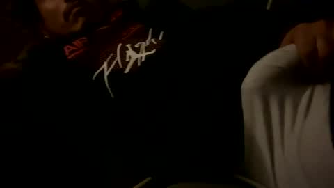 Snapshot of guerra938644 chatting on 12/30/24, 05:04 BulgeAddiction online show from 12/30/24, 05:04