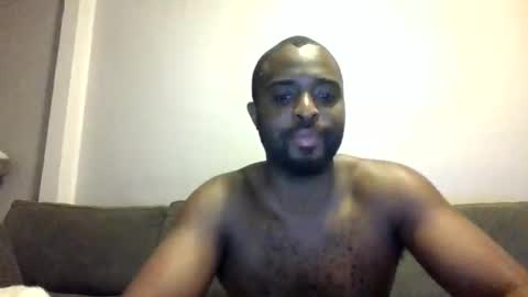 Snapshot of guessssmymiddlename chatting on 05/24/26, 01:32 guessssmymiddlename online show from 05/24/26, 01:32