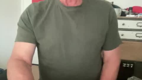 Snapshot of guesswhatigot2 chatting on 01/07/25, 03:46 guesswhatigot2 online show from 01/07/25, 03:46