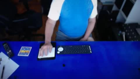 Snapshot of guesswhatigot2 chatting on 11/15/25, 02:53 guesswhatigot2 online show from 11/15/25, 02:53