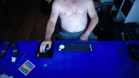 guesswhatigot2 online show from 01/15/26, 09:03