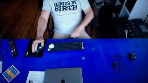 guesswhatigot2 online show from 02/28/26, 02:34