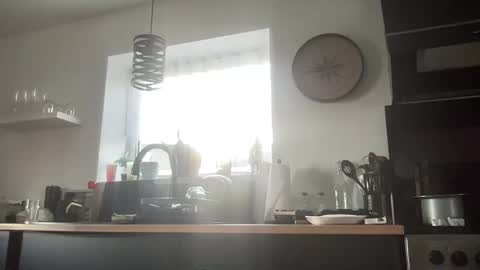 guil0 online show from 11/03/25, 11:44