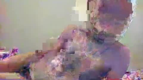 guil67728799 online show from 12/23/24, 08:25