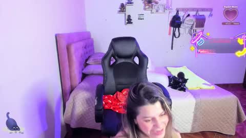 Hello Im Julieta Im 25 years old welcome to my room have fun and be happy. online show from 12/03/25, 02:08