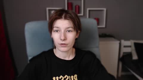 guitarandangell online show from 11/16/25, 04:51