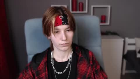 guitarandangell online show from 01/05/26, 05:27