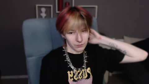 guitarandangell online show from 04/21/26, 09:04