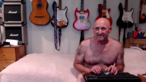 Mario online show from 02/06/25, 10:26