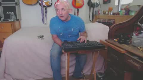 Mario online show from 02/27/25, 07:26