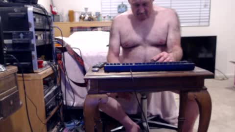 Mario online show from 03/09/25, 10:19