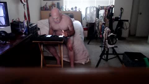 Mario online show from 09/30/25, 06:02