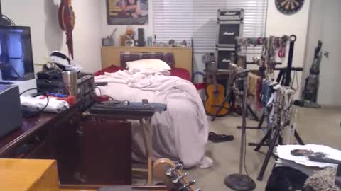 Mario online show from 11/13/25, 10:03