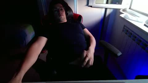 Guitoo online show from 09/08/25, 06:40