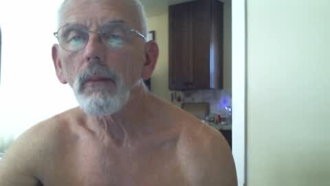 Roy online show from 01/22/25, 04:02