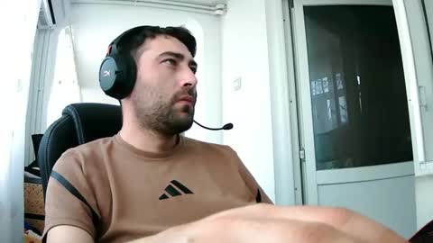 guliverreal online show from 03/11/26, 01:39