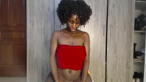 Miss Incredible online show from 12/19/24, 12:02