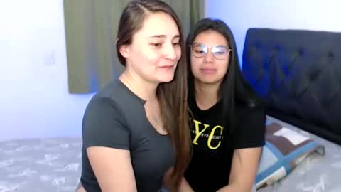 Vane blonde and Hazell black hair online show from 12/19/24, 02:23