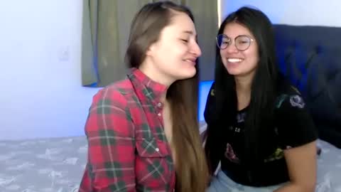 Vane blonde and Hazell black hair online show from 01/13/25, 06:27