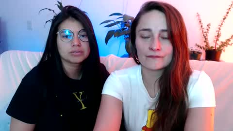 Vane blonde and Hazell black hair online show from 02/17/25, 07:10