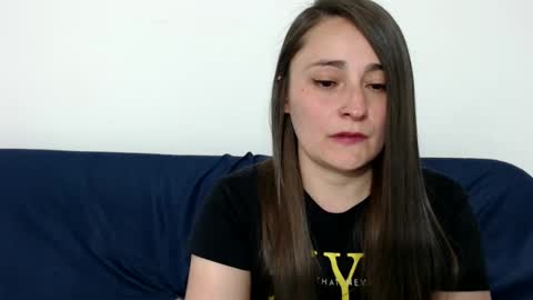 Vane blonde and Hazell black hair online show from 09/20/25, 12:00