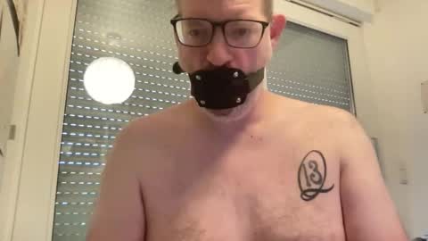 Snapshot of gummicasual chatting on 01/15/26, 08:52 gummicasual online show from 01/15/26, 08:52