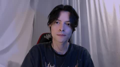 Snapshot of gunther_hda chatting on 02/12/25, 02:45 gunther online show from 02/12/25, 02:45