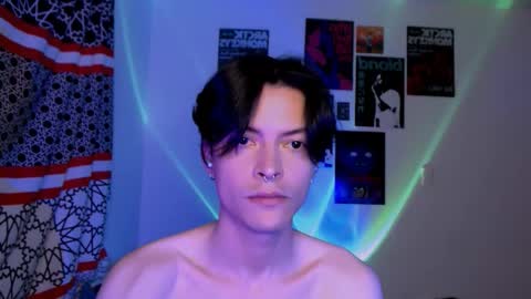 Snapshot of gunther_hda chatting on 09/25/25, 01:53 gunther online show from 09/25/25, 01:53