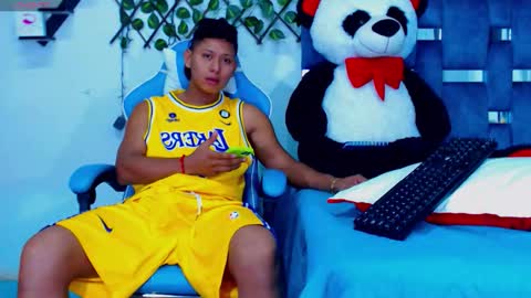 Hakim online show from 11/16/25, 04:01