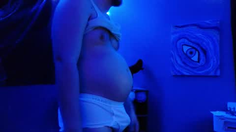 gutlvr online show from 12/08/24, 11:14