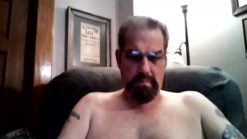 Snapshot of guy4fun8 chatting on 05/20/26, 02:23 guy4fun8 online show from 05/20/26, 02:23