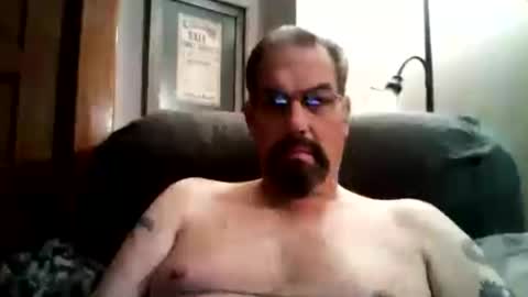 Snapshot of guy4fun8 chatting on 06/28/26, 09:48 guy4fun8 online show from 06/28/26, 09:48