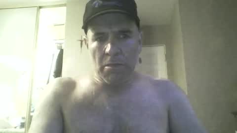 guy8inches4u online show from 09/17/25, 02:13
