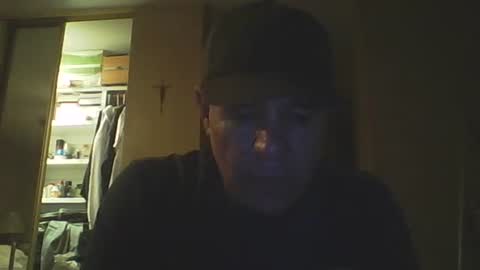 guy8inches4u online show from 10/24/25, 11:17