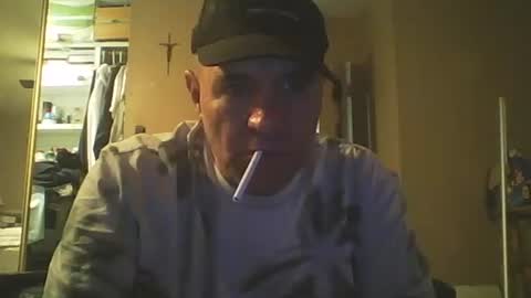 guy8inches4u online show from 10/27/25, 10:19