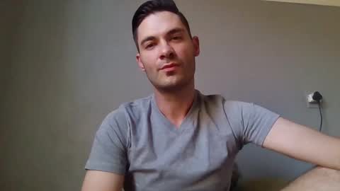 Snapshot of guyhardon chatting on 12/13/24, 03:11 Guy Hardon online show from 12/13/24, 03:11