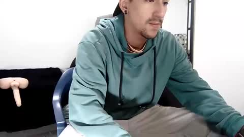 karim online show from 12/22/24, 07:11