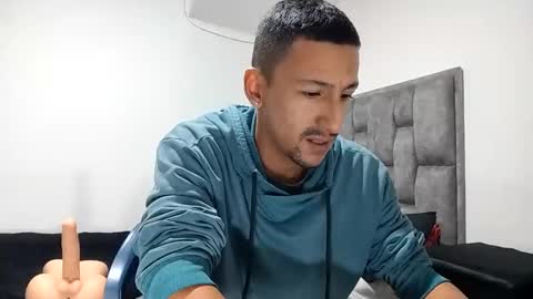 karim online show from 03/04/25, 10:35