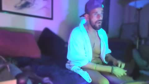 guyst049 online show from 03/08/26, 06:34