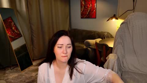 Snapshot of gwen_lady chatting on 02/13/26, 05:53 Sweety Kitty online show from 02/13/26, 05:53