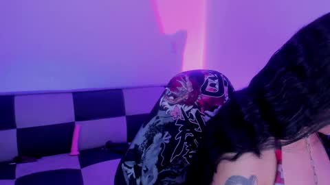 Snapshot of gwenhazel chatting on 09/19/25, 11:44 gwenhazel online show from 09/19/25, 11:44