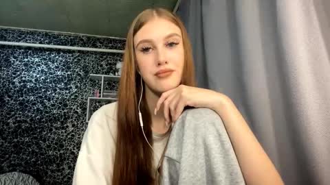 Gwen online show from 10/11/25, 08:18
