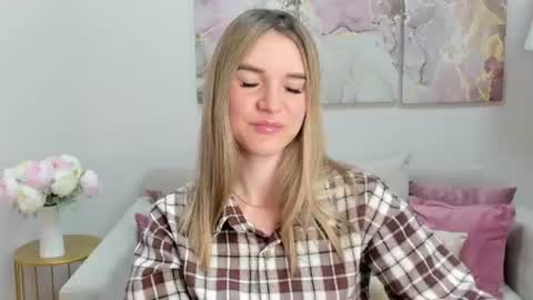 gwensmitt online show from 06/20/26, 10:01
