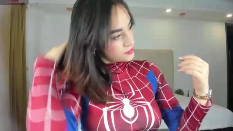 gyal_8_ online show from 10/31/25, 04:24