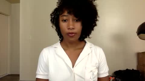 Snapshot of gyalxoxo chatting on 09/11/25, 03:23 gyalxoxo online show from 09/11/25, 03:23