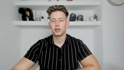 Oliver online show from 12/05/24, 06:55